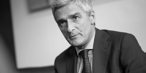 Un anno senza Giovanni Buttarelli. L’inedito ricordo dei suoi più stretti collaboratori “Il leader visionario dell’Ue”