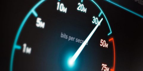 Agcom: “Cambiare la bolletta telefonica. Aggiungere l’importo del modem e il servizio per lo speed test”