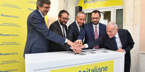 Poste italiane inaugura il nuovo ufficio postale 4.0 nel centro storico dell’Aquila