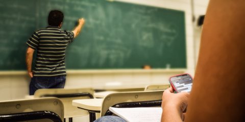 Scuola sempre più digitale, quali sono le app che aiutano a imparare