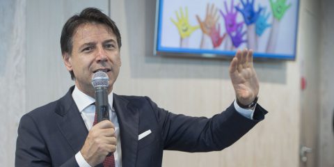 Conte: “Nasce l’Agenzia Nazionale per la Ricerca”. Ma Italia ultima in Europa per i fondi pubblici