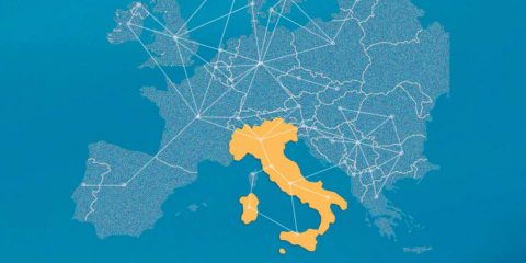 Transizione energetica al palo, rallenta la produzione da fonti rinnovabili e aumenta la CO2