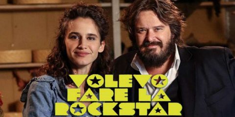 “Volevo fare la rockstar”, su Rai 2 la fiction tratta dai racconti di Valentina Santandrea