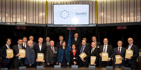 EuroHPC, arrivano gli appalti. Mariya Gabriel: “Nel 2020 operativi nell’Ue otto supercomputer”