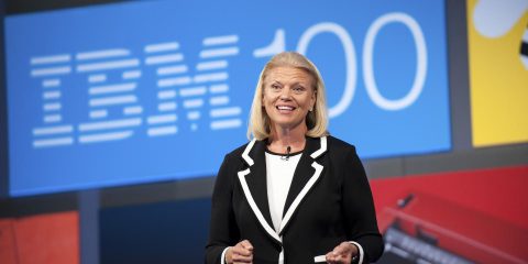 IBM, lascia il ceo Virginia Ginni Rometty. Al suo posto Arvind Krishna per il modello ‘cloud first’