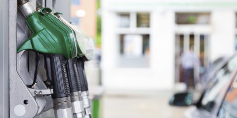 Mappa della benzina in Europa, il prezzo medio è 2,01 euro