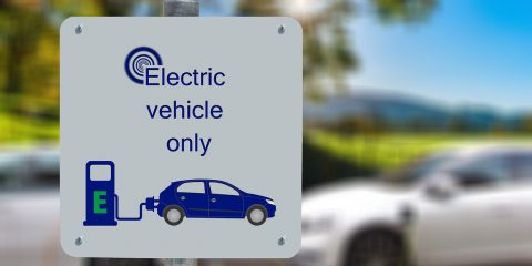 Go electric, negli USA le vendite di auto elettriche aumenteranno del +70% nel 2021