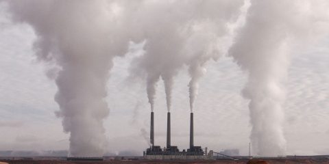 CO2: spesi nel mondo 380 miliardi per ridurre emissioni, ma continueranno a crescere. A rischio gli obiettivi del 2050