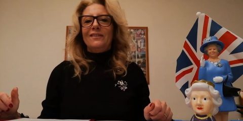 9 lezioni online. L’invito agli altri insegnanti ad andare a scuola (sono aperte) per la didattica online