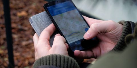 Più di metà della popolazione globale possiede uno smartphone