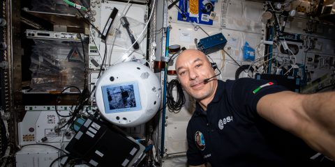IBM, debutto con successo sulla ISS per Cimon-2 (Video)