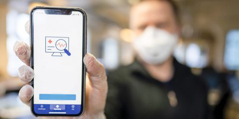 Sanità digitale, cosa va (ricetta via sms) e cosa non va (Immuni sconosciuto a molte Asl)