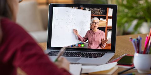 eLearning, le difficoltà dei docenti? Non servono critiche ma soluzioni