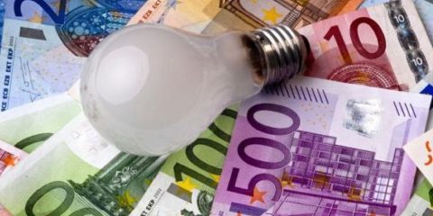 Acqua, luce e gas: da gennaio 2021 bonus automatico in bolletta a chi ne avrà diritto