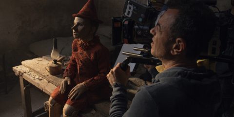 Su Sky Cinema questa sera Pinocchio, diretto da Matteo Garrone con Roberto Benigni