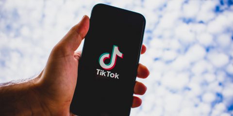 TikTok, Trump vuole il ban. L’app risponde: ‘Creeremo 10mila posti di lavoro’