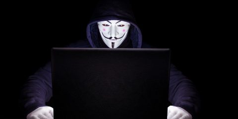 Usa 2020, taglia fino a 10 milioni di dollari sugli hacker che influenzano le elezioni