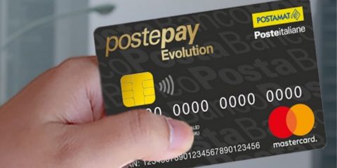 Poste Italiane, distribuite 10 milioni di carte Postepay Evolution