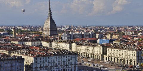 Democrazia Futura. Torino decaduta