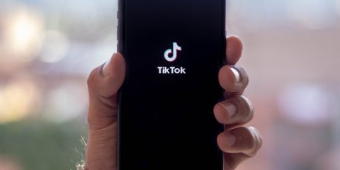 TikTok, giudice Usa blocca il ban di Trump: ‘Minaccia alla sicurezza è solo ipotetica’