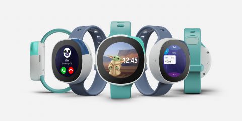 Nei negozi Vodafone lo smartwatch per bambini con i personaggi Disney, Pixar, Marvel e Star Wars (Video)