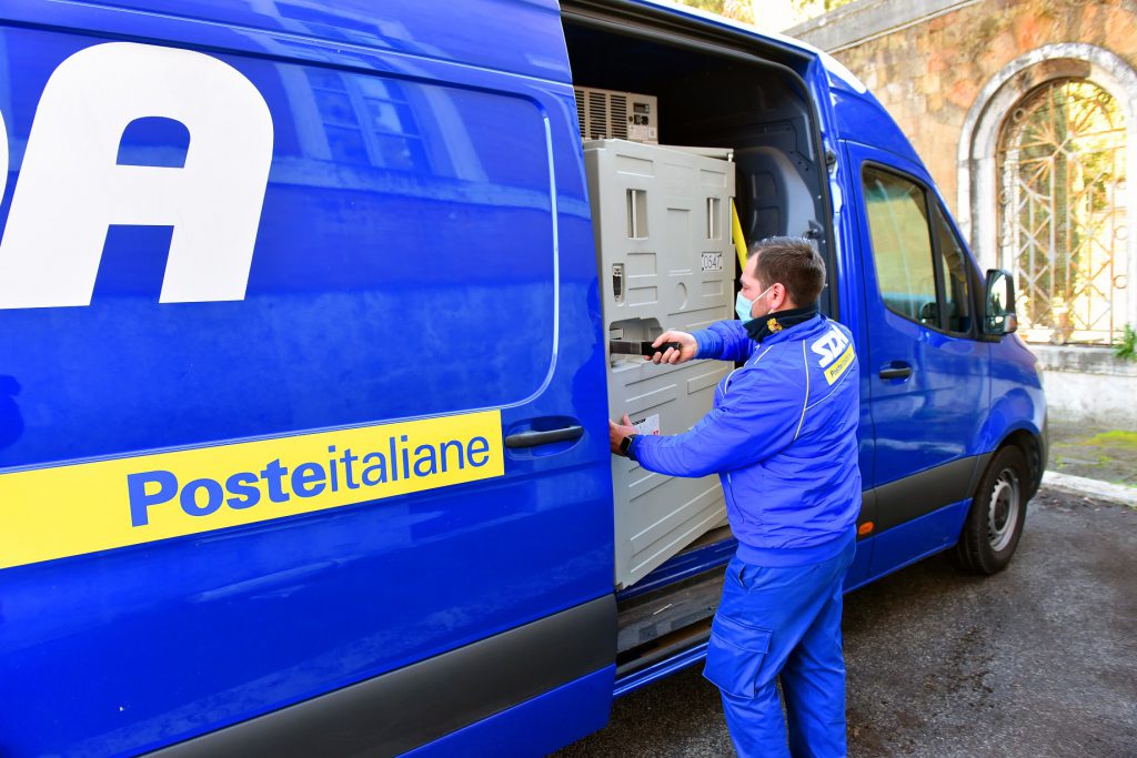 vaccino_AstraZeneca_poste_italiane