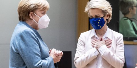 Merkel: “Un piano d’azione per rafforzare la sovranità digitale nell’Ue”. Leggi la lettera a von der Leyen