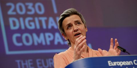 Legge sui dati, Vestager (UE): “Più potere di controllo a consumatori e imprese”