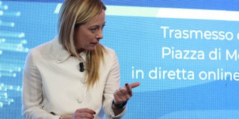 Giorgia Meloni scrive a Mario Draghi: ‘Il dossier della rete sia gestito dal Premier’