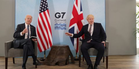 Vero o Falso. Londra sfida ancora Putin e Johnson rianima il fantasma dell’Impero