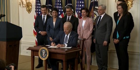 Biden difende la libera concorrenza e attacca le Big Tech, anche nel cloud