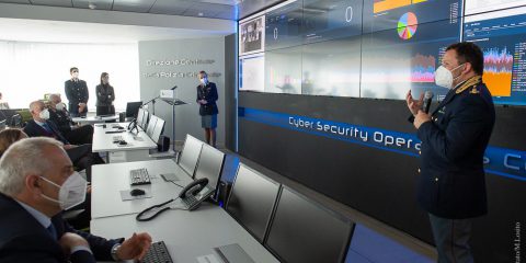 Polizia di Stato, ecco come funziona il Cyber Security Operations Center (C-SOC) di Roma a tutela delle banche dati