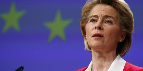 Bilancio UE e clima, von der Leyen: “Investimenti per 470 miliardi di euro l’anno fino al 2030”