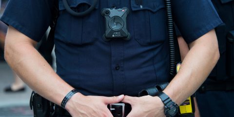 Body Cam forze dell’ordine, via libera dal Garante che avverte: “No al riconoscimento facciale”