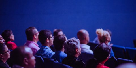 Lo stato di salute del sistema culturale italiano? Non si sa ma il cinema in sala muore