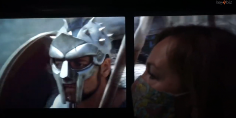 Invisible Cities, il bus 5G che ricrea l’antica Roma. Rivivi il tour immersivo dai Fori al Colosseo (videoreportage)