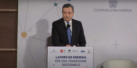 Transizione green, Draghi punta sulle batterie