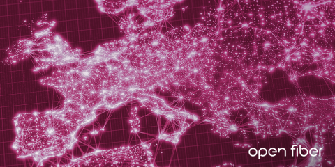 Open Fiber. Ritardi ovunque, scarsi i controlli di Infratel. Intanto ogni cliente è costato allo Stato quasi 12mila euro