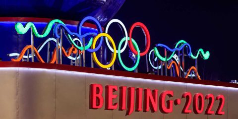 Giochi olimpici di Pechino: sole e vento come fonti energetiche primarie, ma anche 5G e flotte di robot