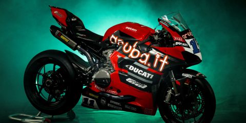 Fibra Aruba, ecco il concorso per vincere una Ducati Panigale