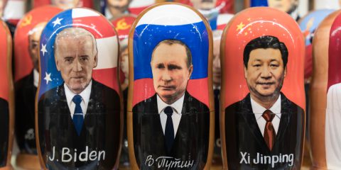 Democrazia Futura. I Grandi Paesi dell’Occidente uniti su Ucraina e Cina, la via della pace sfiora la guerra