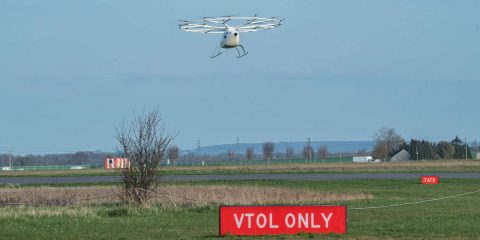 Taxi volanti: primi test a Parigi con passeggeri a bordo per VoloCity, obiettivo le Olimpiadi del 2024