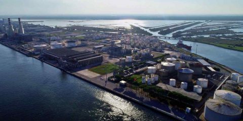 Emilia-Romagna hub nazionale per gas e rinnovabili: il modello ‘floating’ del Porto di Ravenna