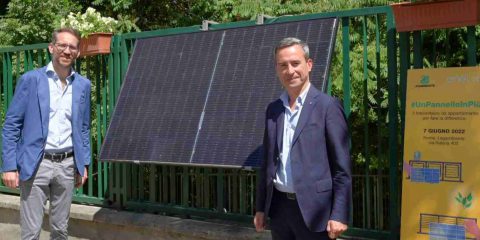 #UnPannelloInPiù: il fotovoltaico da appartamento può fare la differenza nella lotta alla povertà energetica