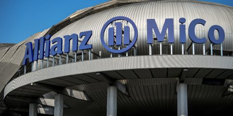 Il brand Allianz sul Milano Convention Centre, da oggi rinominato “Allianz MiCo”￼