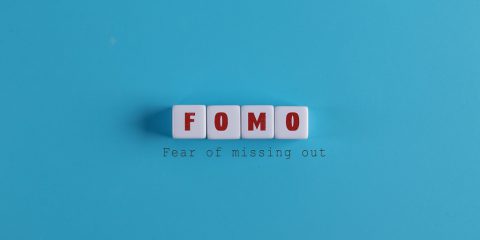 La Fear of Missing Out (FOMO) e l’utilizzo consapevole dei social