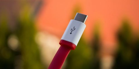 Caricabatterie universale, c’è l’accordo. USB-C per tutti (specie per Apple)