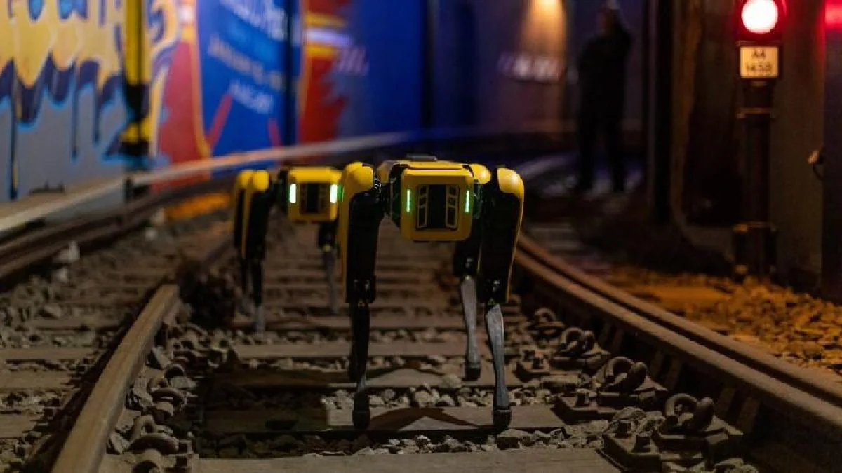 Ucraina, il robot Spot della Boston Dynamics sarà utilizzato per rimuovere le mine