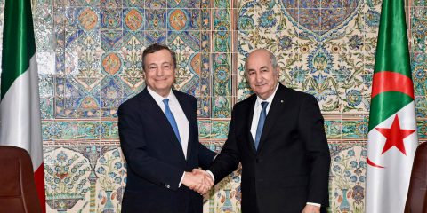 Draghi e mezzo Governo in Algeria, accordi per gas, idrogeno, infrastrutture e rinnovabili