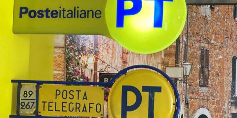 Poste Italiane, il logo PT diventa marchio storico di interesse nazionale